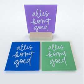 3D geprinte tegel met tekst “alles komt goed” – decoratieve quote tegel
