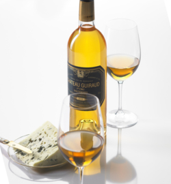 Semillon, Sauvignon - Chateau Guiraud 1st Grand Cru Classé en 1855 Sauternes - Bordeaux