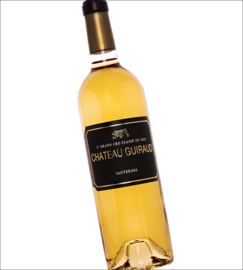 Semillon, Sauvignon - Chateau Guiraud 1st Grand Cru Classé en 1855 Sauternes - Bordeaux