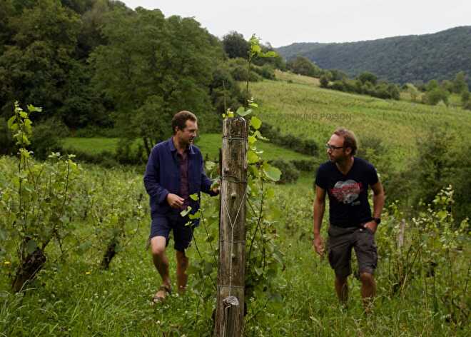 Thomas Popy (links) met Romain des Grottes. Picture: Aaron Ayscough