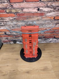 Maserati V8 Cilinder Head side table