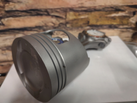 Mercedes-Benz V8 Piston clock (M116/M117 motor)