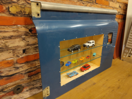 Land Rover Display door