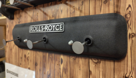 Rolls Royce V8 Garderobe