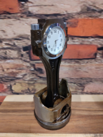 Cadillac V8 Piston clock