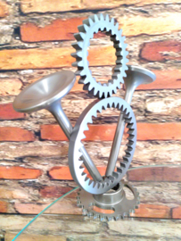 V8 Power logo, 25cm hoog