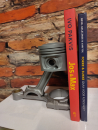 Kolben Buch Unterstützung