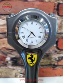 Ferrari 360 3.5 V8 Kolben Uhr