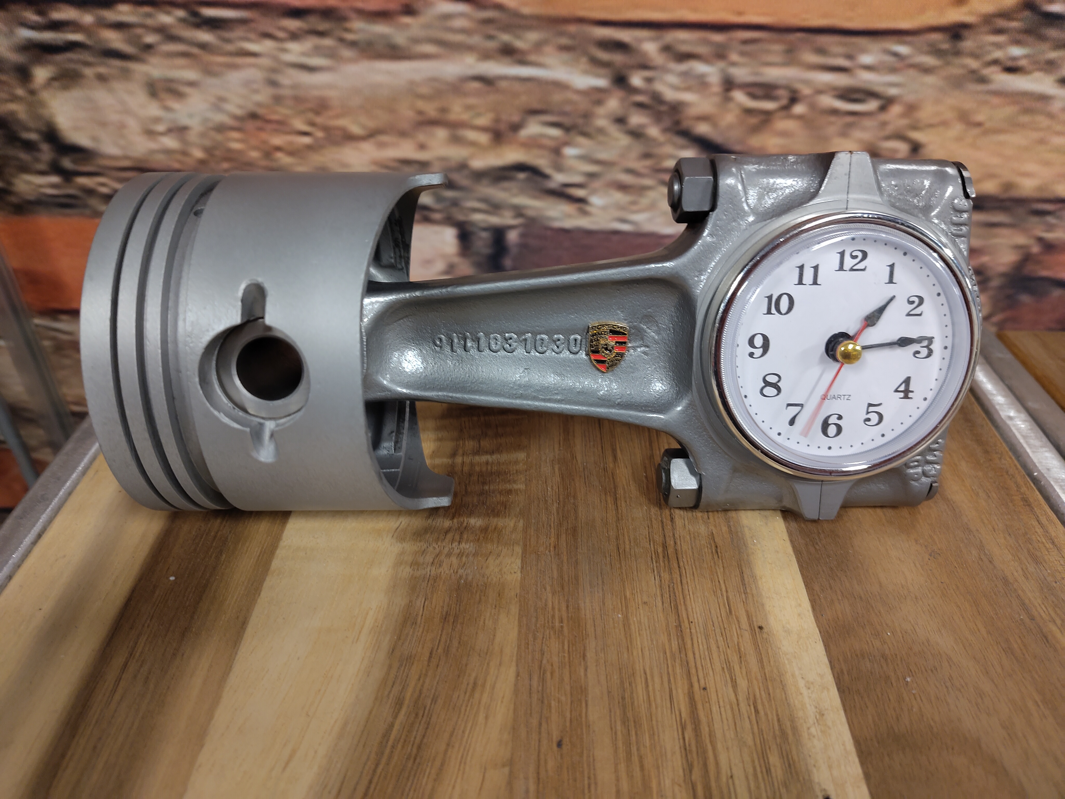 Porsche 911  Aircooled flat six Piston clock