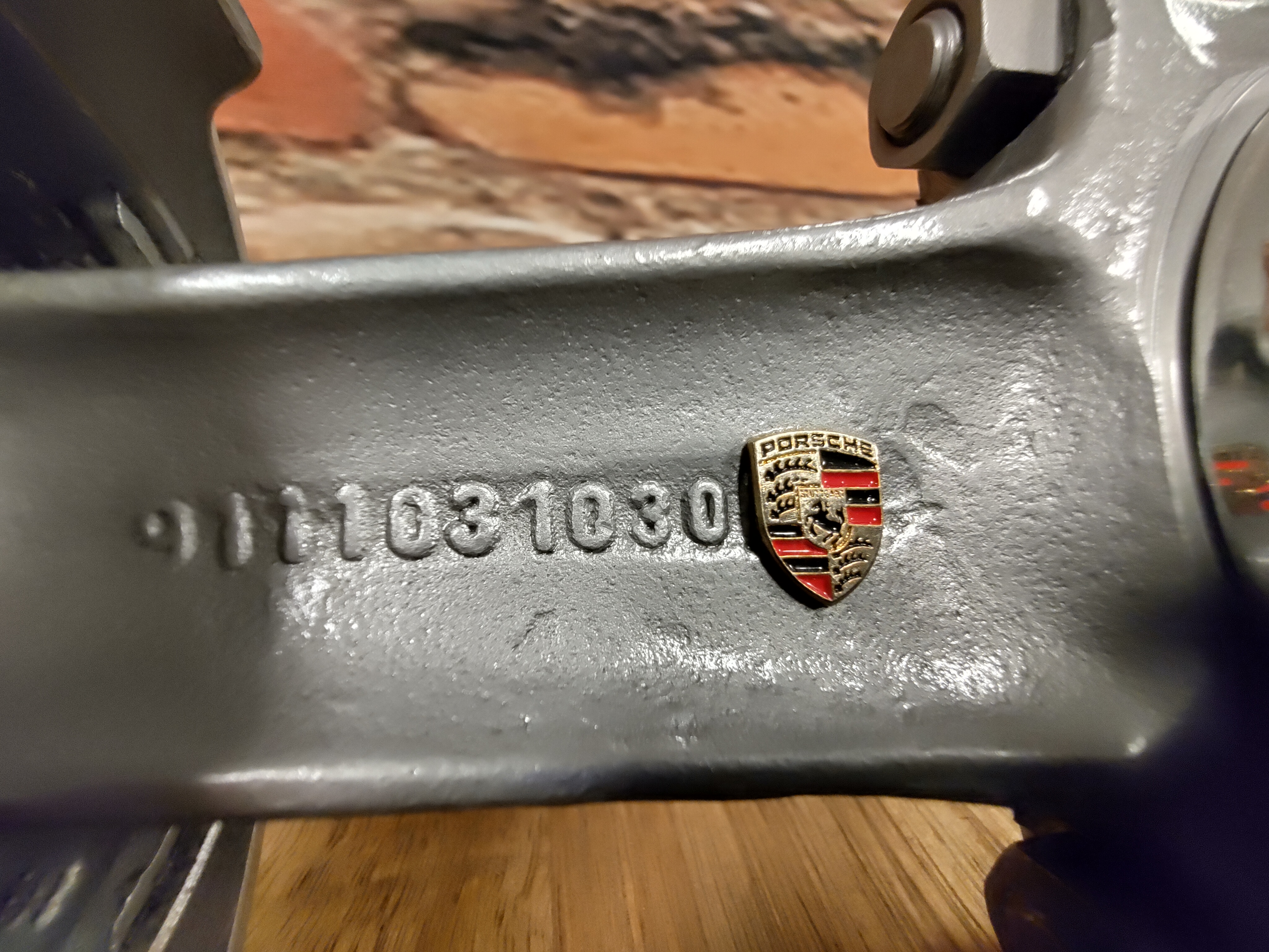 Porsche 911  Aircooled flat six Piston clock
