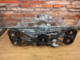 Subaru 2l in Motion Motorblock Tisch