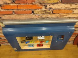 Land Rover Display door