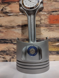 Mercedes-Benz V8 Piston clock (M116/M117 motor)