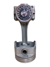 Chevrolet 305ci V8 Piston clock