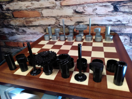 Alfa Romeo Chess set