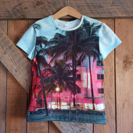 T-shirt palmboom maat 116
