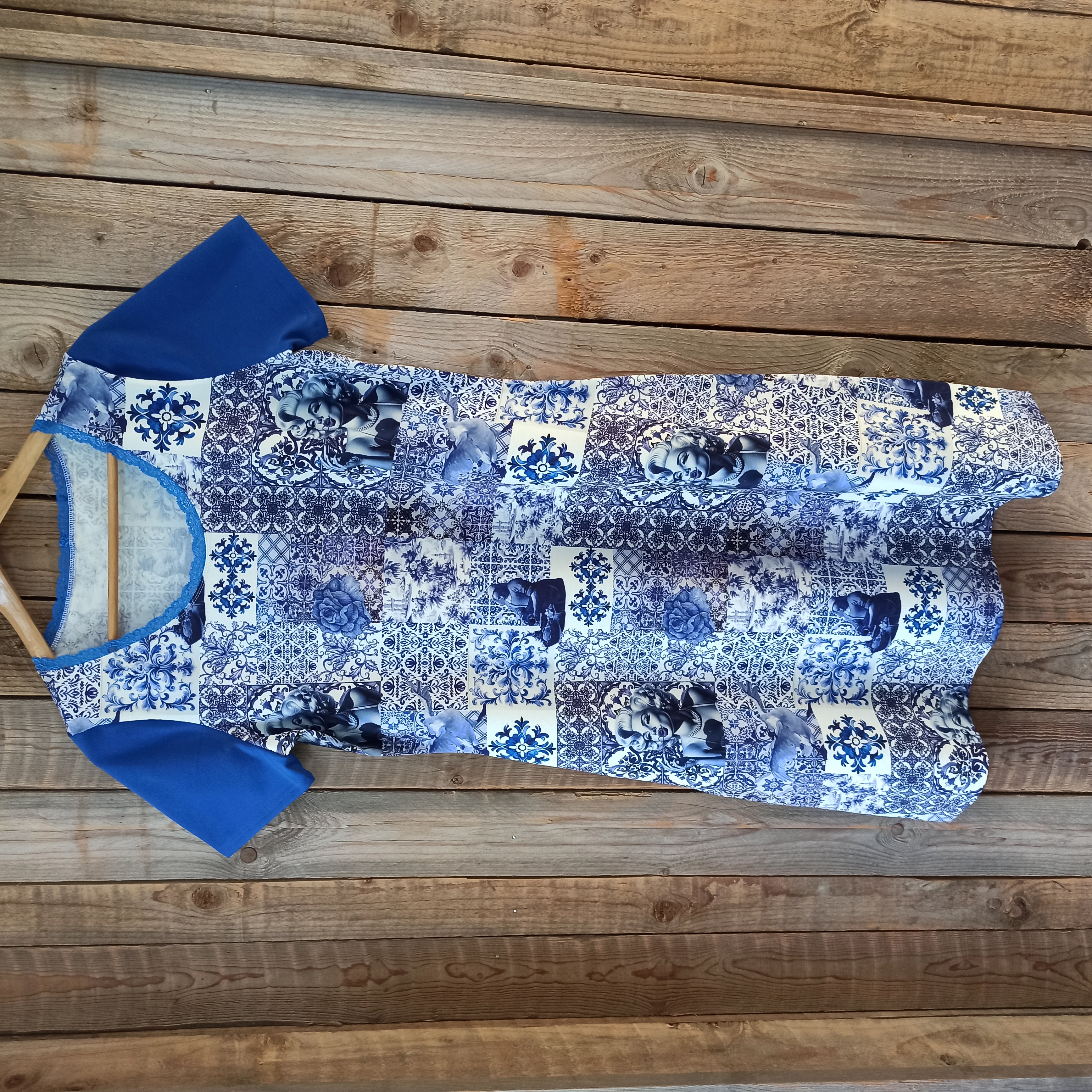 Jurk Delftsblauwe tegeltjes maat 42