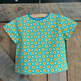 Baby t-shirt bloemen maat 68