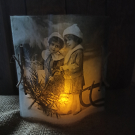 Windlicht cover Meisjes met slee