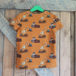 T-shirt shovel maat 128
