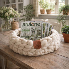 Gehaakte lontwollen mand ivoor