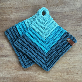 Gehaakte pannenlappen 3 tinten blauw