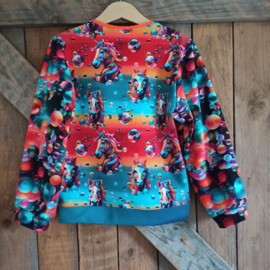 Sweater electric horses maat 116