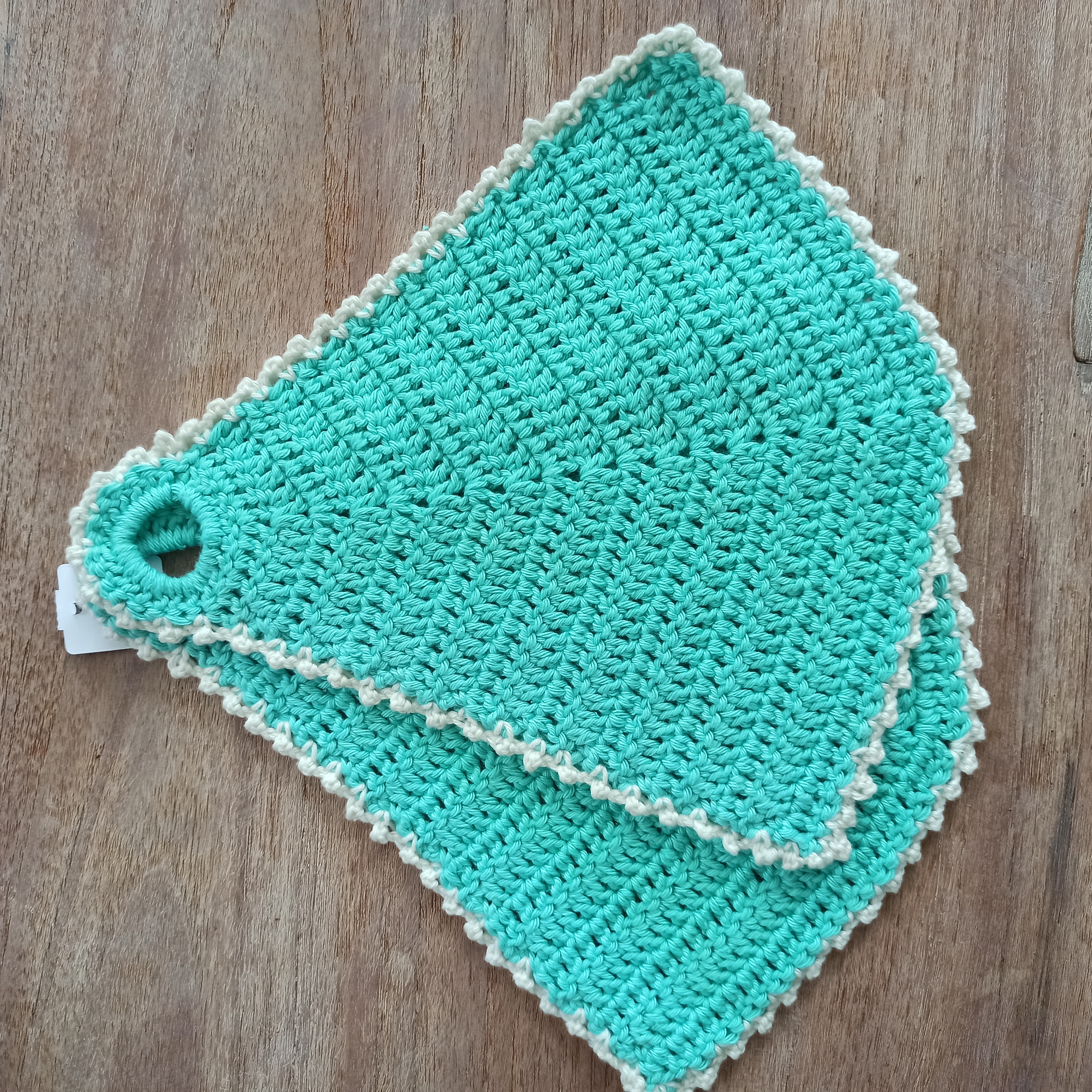 Grootmoeders gehaakte pannenlappen groen/off white