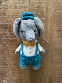 Olifant knuffel met strik