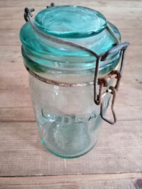 groenige glazen weckpotten