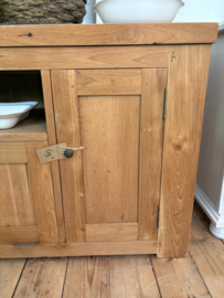 teak houten kastje
