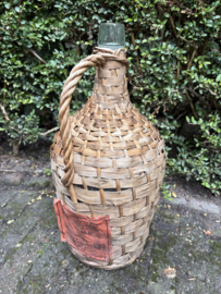 fles in rotan