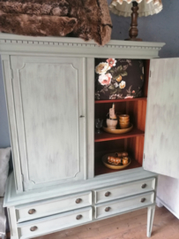 oude Engelse kast