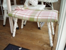 Footstool roze ruit