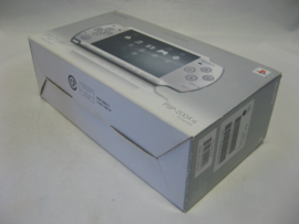 PSP Slim 2004 'Ice Silver' incl. 8GB Memory Stick (Boxed)