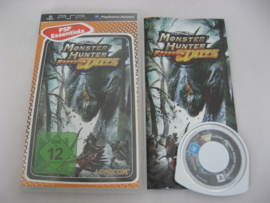 Monster Hunter Freedom Unite - Essentials (PSP)