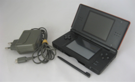 Nintendo DS Lite 'Crimson Black'