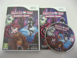 Monster High: New Ghoul in School (UKV)