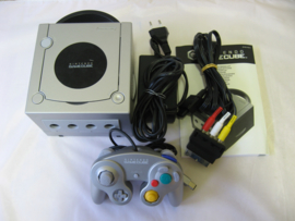 GameCube Console Set 'Platinum' (Boxed)