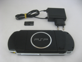 PSP Slim 3004 'Piano Black' incl. 2GB Memory Stick