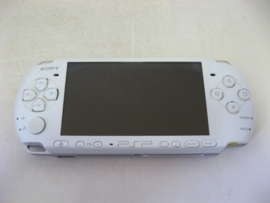 PSP Slim 3004 'Pearl White' incl. 8GB Memory Stick (Boxed)​