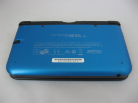 Nintendo 3DS XL Console 'Blue/Black' incl. Charger + 4GB SD Card