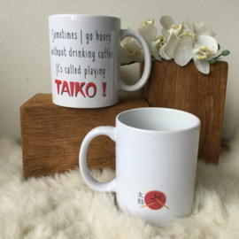 Mok met koffie/taiko quote