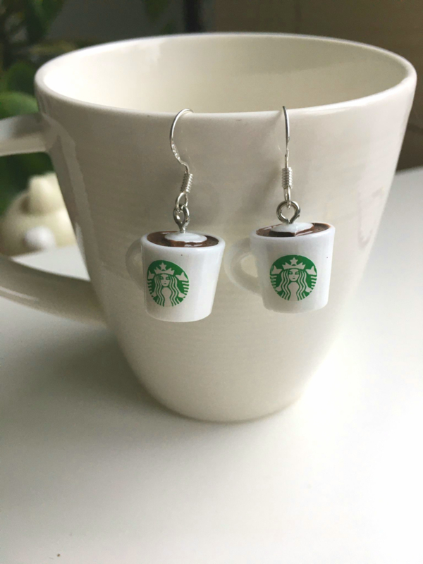 Starbucks oorbellen kopjes
