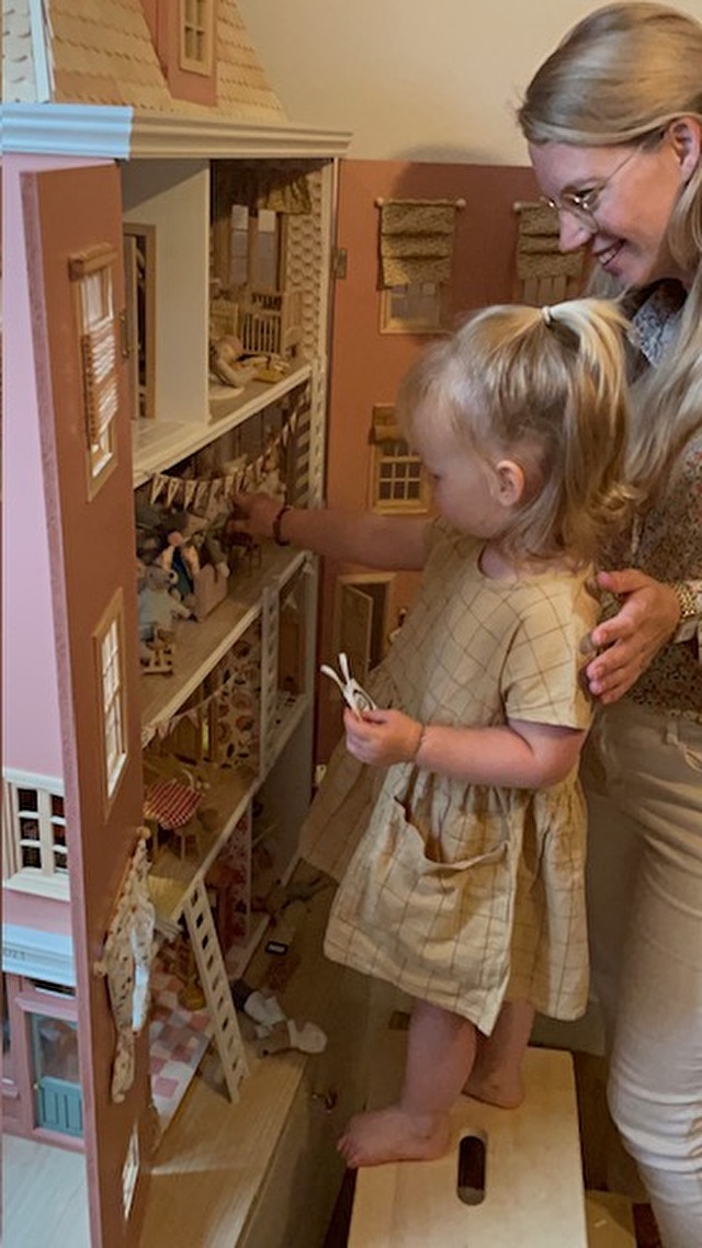 Mini binnenkijker 8: het poppenhuis van Ilona