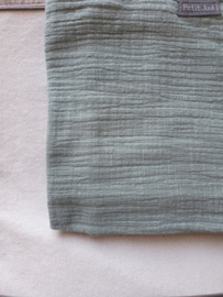 Swaddle green