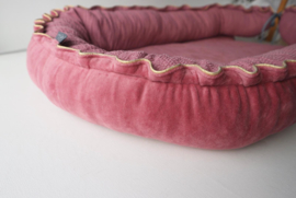 Babynestje Velvet meets Gold, Ruby