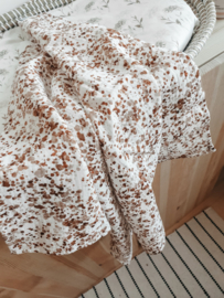 Swaddle brown speckle