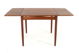 Compacte Poul Hundevad voor Hundevad & Co verlengbare eettafel