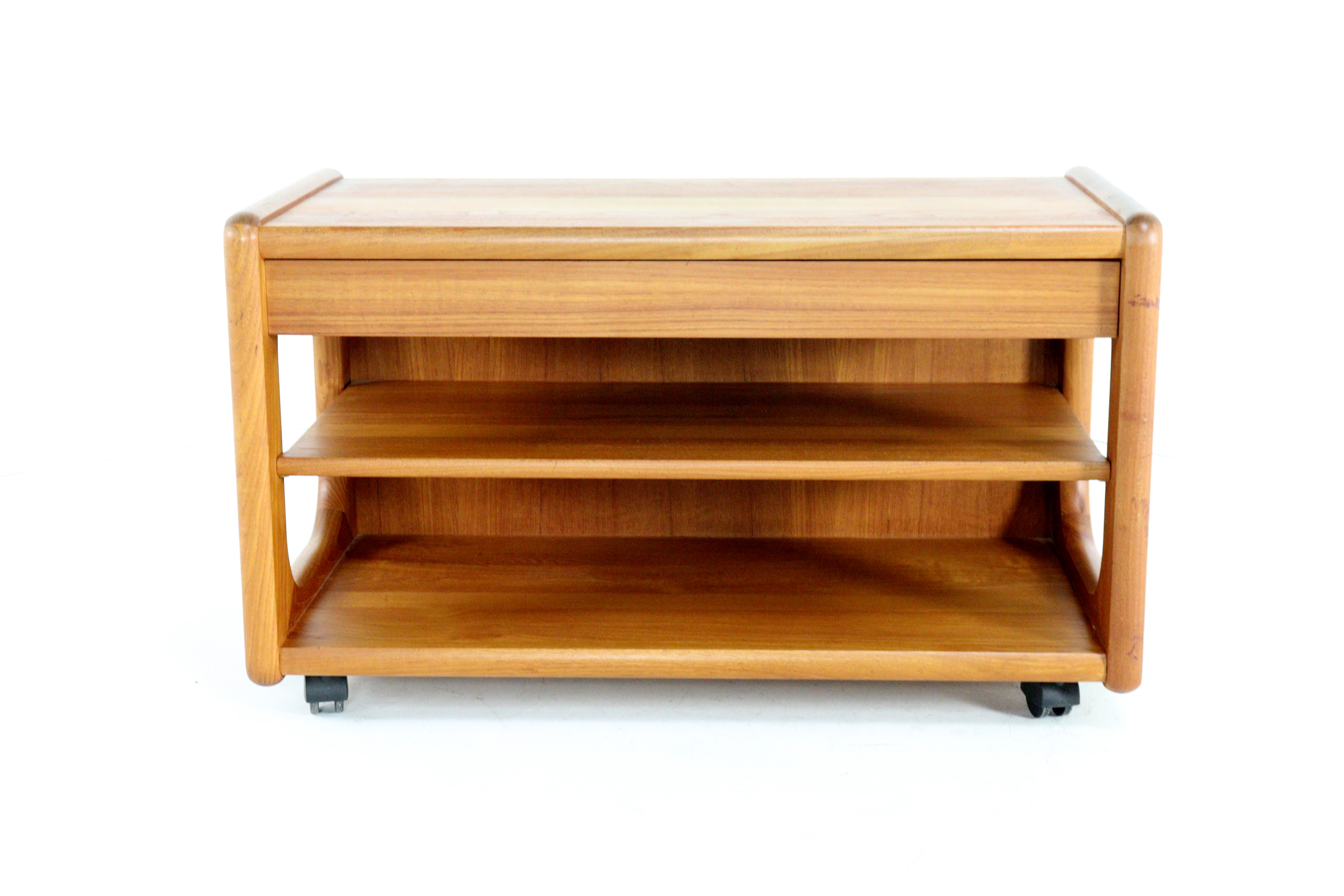 Audio meubel trolley 'Traeden'